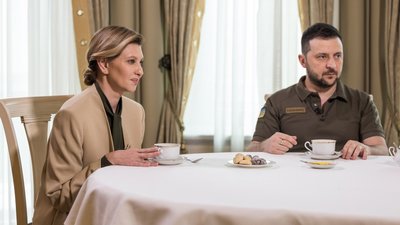"Як війна гібридна, так, чесно, буде й гібридний мир". Що сказали Зеленські в інтерв'ю до 3 річниці інавгурації "Як війна гібридна, так, чесно, буде й гібридний мир". Що сказали Зеленські в інтерв'ю до 3 річниці інавгурації