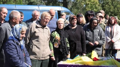 У Лозовій на Харківщині попрощалися із загиблим 46-річним військовим