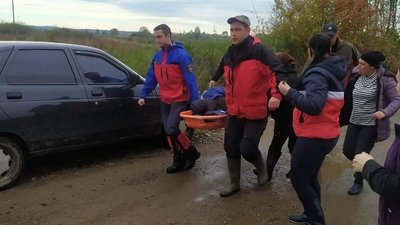 Прикарпатські рятувальники знайшли грибника, який блукав у лісі дві доби (оновлено) Прикарпатські рятувальники знайшли грибника, який блукав у лісі дві доби (оновлено)