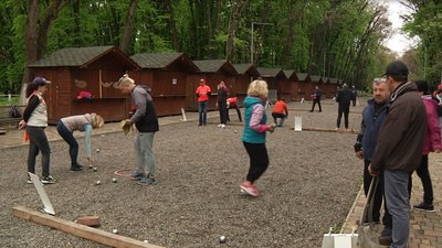 Міжнародний турнір з петанку "Сакура" почався в Ужгороді