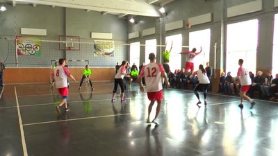 У Сватовому відбувся волейбольний турнір пам'яті Василя Сайфутдінова У Сватовому відбувся волейбольний турнір пам'яті Василя Сайфутдінова