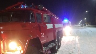 На Львівщині рятувальники витягнули із заметів шість автомобілів "швидкої"