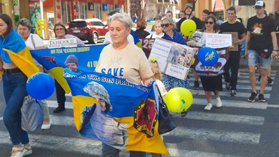 У Кропивницькому влаштували акцію на підтримку полонених і безвісти зниклих У Кропивницькому влаштували акцію на підтримку полонених і безвісти зниклих