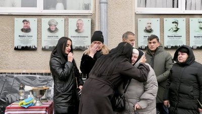 Калуш, меморіальні дошки, бійці