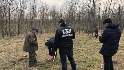 На Миколаївщині СБУ викрила посадовців держлісгоспу на незаконній вирубці деревини На Миколаївщині СБУ викрила посадовців держлісгоспу на незаконній вирубці деревини