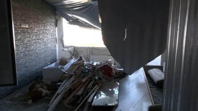 Пошкоджений внаслідок авіаудару будинок на вулиці Чорновола у Чернігові планують відремонтувати Пошкоджений внаслідок авіаудару будинок на вулиці Чорновола у Чернігові планують відремонтувати