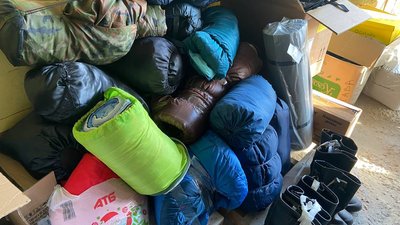 Волонтери з Полтави передали допомогу воїнам у Соледар: що відправили Волонтери з Полтави передали допомогу воїнам у Соледар: що відправили