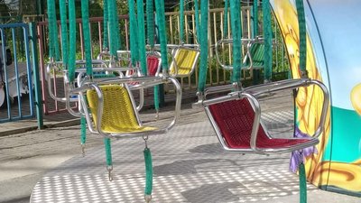 У львівському Парку культури запрацювали атракціони