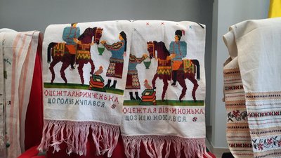 Рятувальники у вишиванках: у Тернополі переселенцям влаштували фотосесію Рятувальники у вишиванках: у Тернополі переселенцям влаштували фотосесію