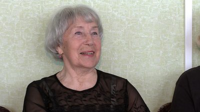 "Не віджив, а живеш". Пенсіонерки з Городні займаються танцями попри хвороби й новини про війну "Не віджив, а живеш". Пенсіонерки з Городні займаються танцями попри хвороби й новини про війну