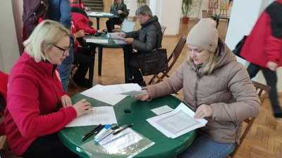 Грошова допомога від Червоного Хреста: як її можуть отримати жителі Тернопільщини Грошова допомога від Червоного Хреста: як її можуть отримати жителі Тернопільщини