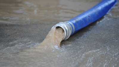 Жінці оголосили про підозру у незаконному видобутку води зі свердловини на Чернігівщині