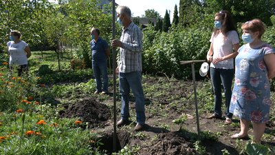 У Рівному частина басівкутців виступає проти будівництва в зеленій зоні