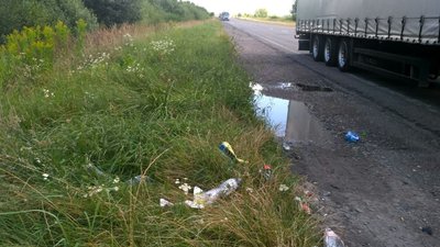 Хто має прибирати сміття біля міжнародного пункту пропуску "Ягодин" Хто має прибирати сміття біля міжнародного пункту пропуску "Ягодин"