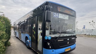 В Ужгороді через продовження ремонту вул. Карпатської України змінили маршрути автобусів