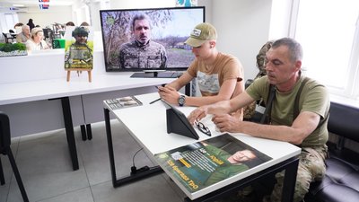 Військові, добровольці, Дніпро