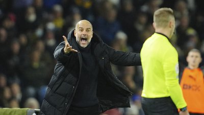 Пеп Гвардіола під час матчу АПЛ влучив пляшкою у тренера "Лідса": як це сталося