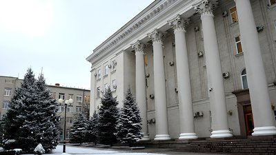 кропивницька міська рада будівля зима