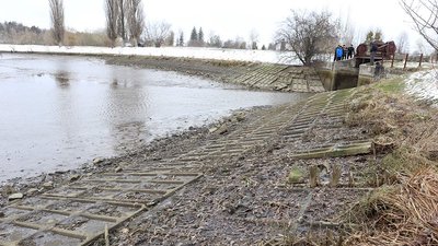 Причин декілька: на Житомирщині в урочищі Виспа прорвало дамбу Причин декілька: на Житомирщині в урочищі Виспа прорвало дамбу