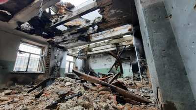 "Б’ють по мирному населенню". Як у прифронтовому Оріхові продовжують жити місцеві жителі - фоторепортаж "Б’ють по мирному населенню". Як у прифронтовому Оріхові продовжують жити місцеві жителі - фоторепортаж