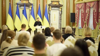 Родина полеглого Героя України з Вінниці отримала сертифікат на житло