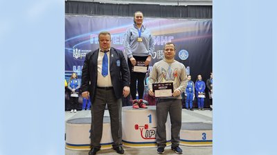 Пауерліфтери Житомирщини вибороли три золоті медалі на Чемпіонаті України з жиму лежачи Пауерліфтери Житомирщини вибороли три золоті медалі на Чемпіонаті України з жиму лежачи
