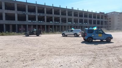Позашляховики для військових Позашляховики для військових