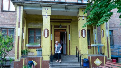 Будівля інтернату, в який переселили постраждалих Будівля інтернату, в який переселили постраждалих