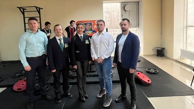 Визначили чемпіонів: у Житомирі пройшов відкритий чемпіонат області з класичного пауерліфтингу та жиму лежачи Визначили чемпіонів: у Житомирі пройшов відкритий чемпіонат області з класичного пауерліфтингу та жиму лежачи