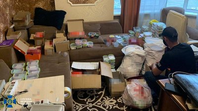 СБУ викрила російську ботоферму з офісами у двох українських містах СБУ викрила російську ботоферму з офісами у двох українських містах