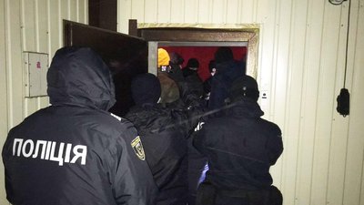 У Чернігові на Рокоссовського поліція закрила гральний заклад У Чернігові на Рокоссовського поліція закрила гральний заклад