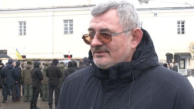 У Луцьку вшанували полеглих добровольців У Луцьку вшанували полеглих добровольців
