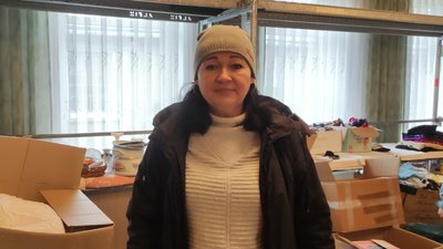 "Треба не боятися, а починати робити": українські біженці в німецькому місті Фінстервальде збирають допомогу для Харкова "Треба не боятися, а починати робити": українські біженці в німецькому місті Фінстервальде збирають допомогу для Харкова