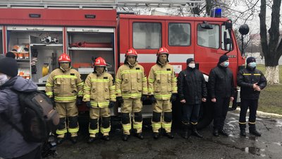 Майже 2,5 мільйонів – вартість автомобіля та обладнання, яке подарувала Польща ДСНС Закарпаття Майже 2,5 мільйонів – вартість автомобіля та обладнання, яке подарувала Польща ДСНС Закарпаття
