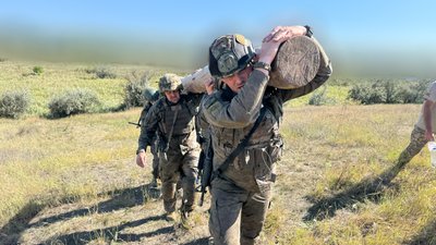 "Я люблю морську піхоту". Як бійці долали психологічну смугу перешкод "Я люблю морську піхоту". Як бійці долали психологічну смугу перешкод