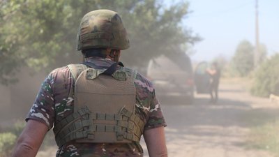 Поліція евакуює родину з Текстильного у Херсоні