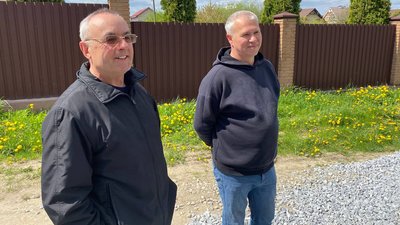 Жителі села на Житомирщині зібрали 40 тисяч гривень та самостійно відремонтували дорогу Жителі села на Житомирщині зібрали 40 тисяч гривень та самостійно відремонтували дорогу