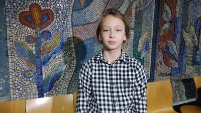 Школярі-"детективи": житомирські підлітки розповіли, як вистежили та здали поліції викрадача мобільних телефонів Школярі-"детективи": житомирські підлітки розповіли, як вистежили та здали поліції викрадача мобільних телефонів