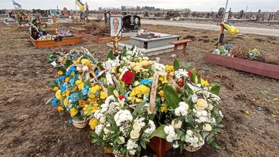 Могила померлого Миколи Ірзайкіна Могила померлого Миколи Ірзайкіна