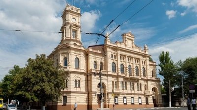 Військові РФ захопили Херсонський художній музей і призначили свою "директорку"