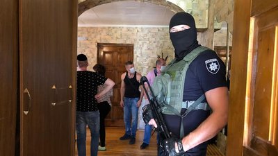 На Прикарпатті викрили фіктивні реабілітаційні центри для алко- і наркозалежних