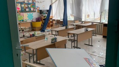 У Вугледарі військові РФ обстріляли місце роздачі гуманітарної допомоги