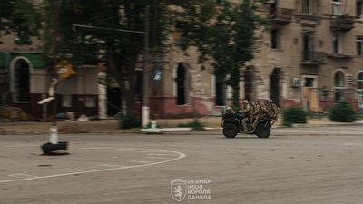 Бійці 24 ОМБр імені короля Данила у Дружківці