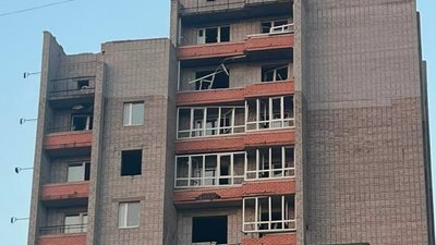 Нікопольщина, війна, поранені, атаки, багатоповерхівка