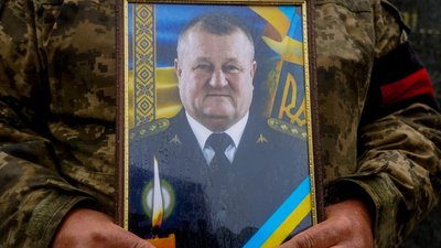 В Ужгороді 22 жовтня попрощалися із 57-річним капітаном Віталієм Дору.