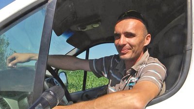 Пошкоджені ділянки та ями: в громаді на Волині ремонтують 8 кілометрів дороги Пошкоджені ділянки та ями: в громаді на Волині ремонтують 8 кілометрів дороги