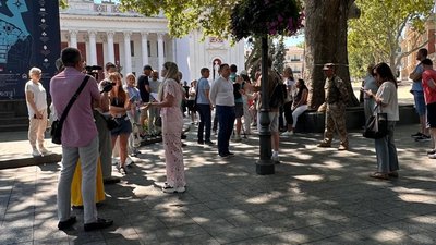 Одеські підприємці під час брифінгу про нові правила розміщення тимчасових споруд
