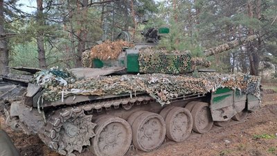 Працюють на користь ЗСУ. Бійці львівської бригади ТрО розповіли про три трофейні танки Працюють на користь ЗСУ. Бійці львівської бригади ТрО розповіли про три трофейні танки