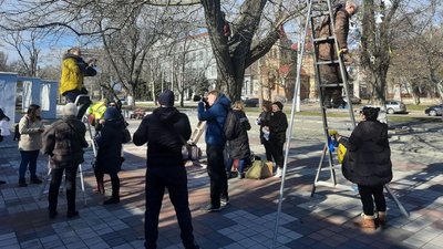 У Херсоні відбулась акція "Ангели пам'яті" У Херсоні відбулась акція "Ангели пам'яті"