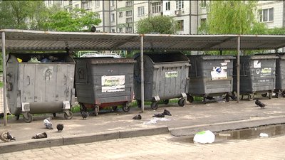 У Сумах сміття вивозитимуть ті самі фірми. Змінять райони і тарифи